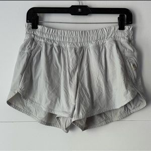 White lululemon track that shorts